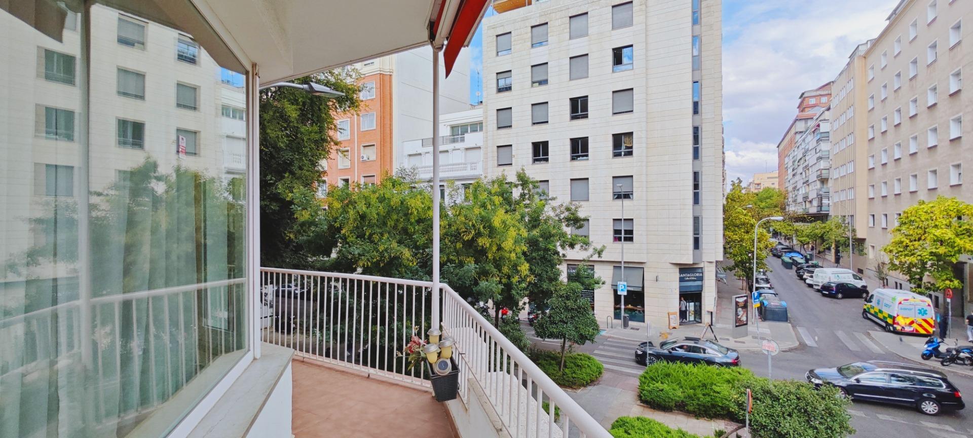 Luz, terraza y máxima privacidad en la mejor zona de Juan Bravo