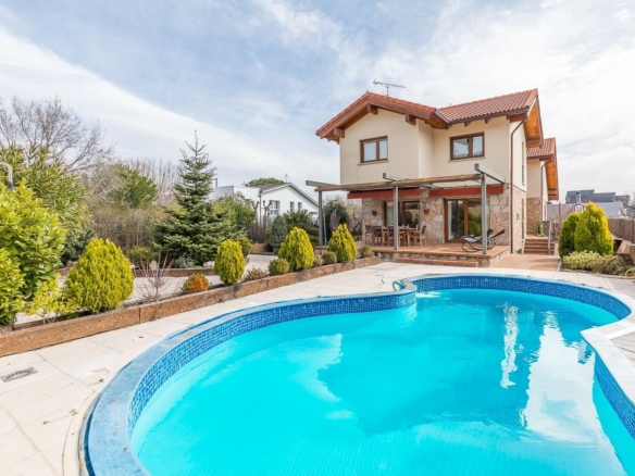 Espectacular vivienda unifamiliar en la Sierra de Guadarrama