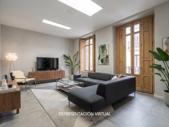 ^**^OPORTUNIDAD ÚNICA: EN VENTA LOCAL Y PISO COMUNICADOS EN EL BARRIO DE LAS LETRAS DE MADRID^**^  En pleno corazón del Barrio de las Letras, en la emblemática calle León, se presenta una oportuni