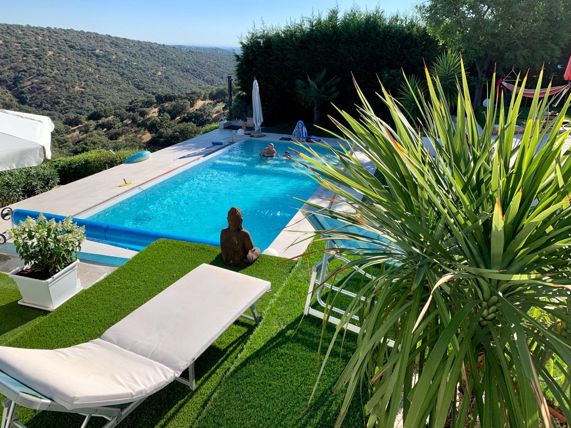 19-3-2 Chalet individual con piscina en Valdemorillo