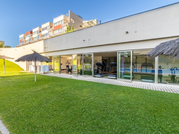 Piso exterior muy luminoso de 2 habitaciones en Isla de Chamartín