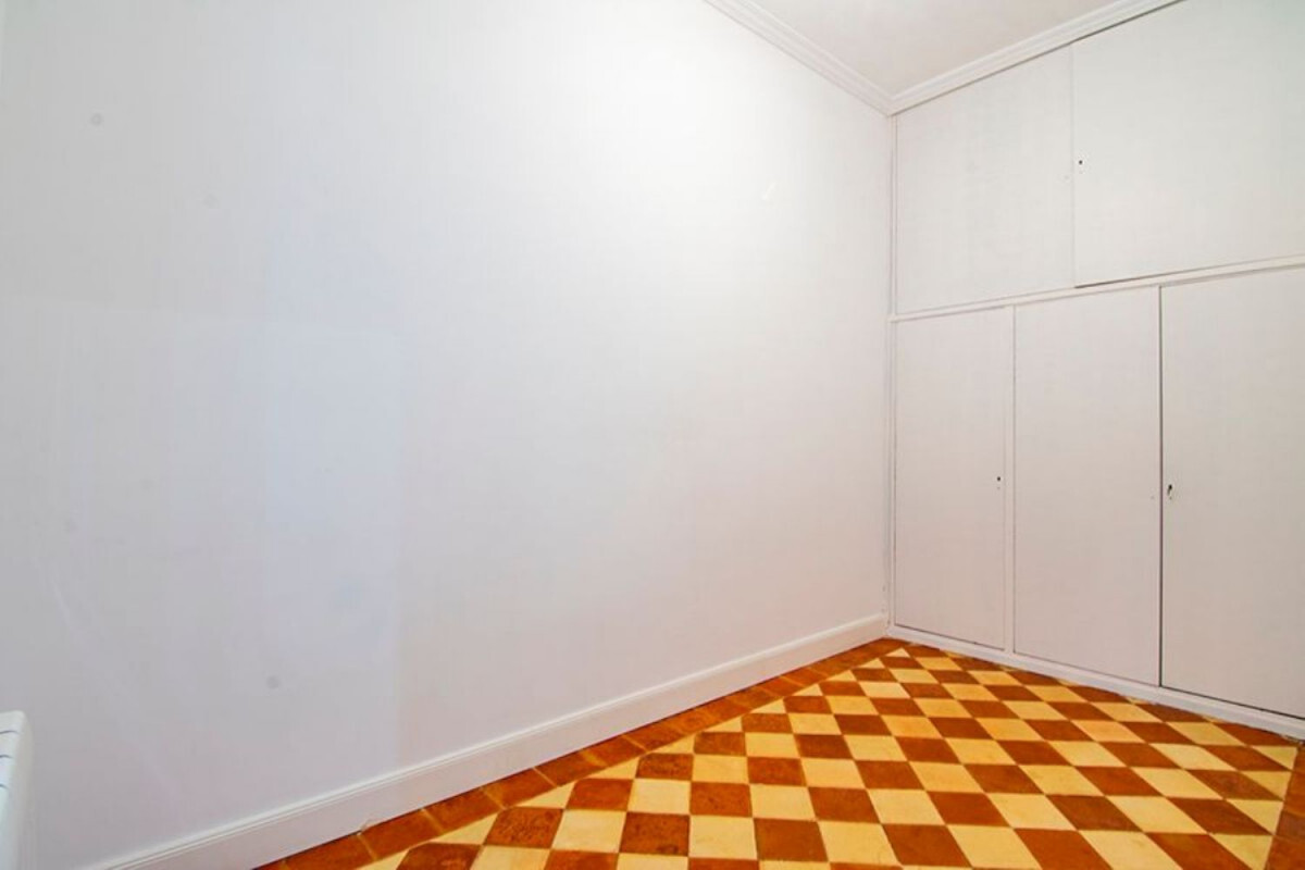 Piso en alquiler en Calle de la Colegiata 18, Madrid