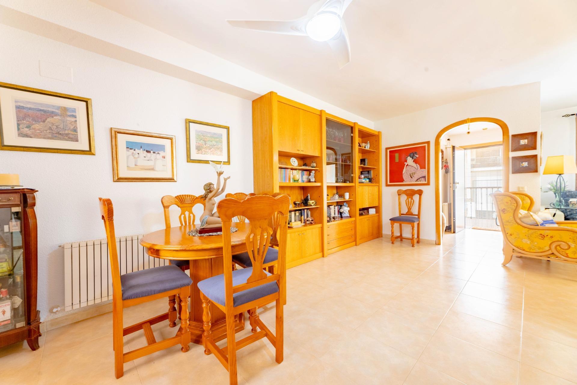 28-8-1 EXCELENTE VIVIENDA LISTA PARA TI