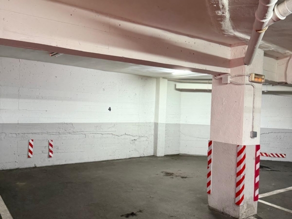 GARAJE EN VENTA CALLE PEÑA RIVERA