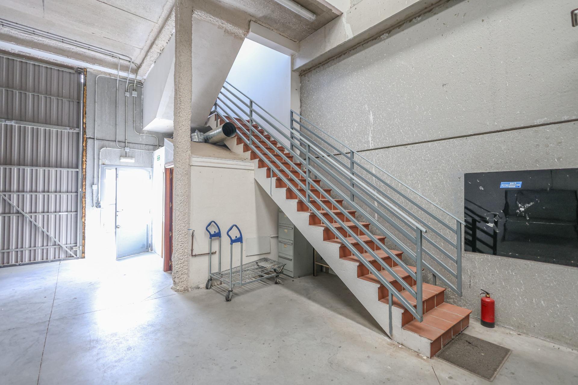Nave en venta en Calle Roma, Casarrubuelos