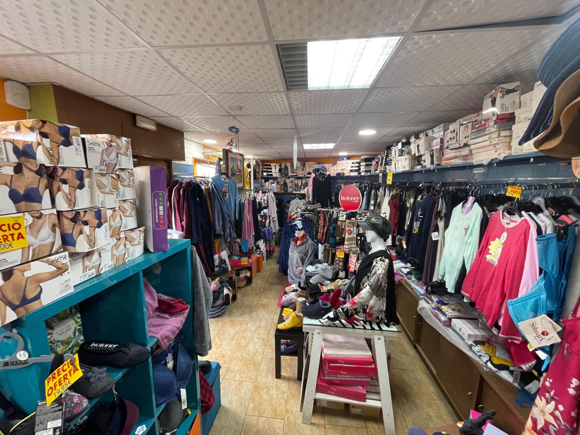 50-10 ^**^EXCELENTE OPORTUNIDAD, LOCAL COMERCIAL EN MORALZARZAL^**^ Oportunidad única de adquirir un local