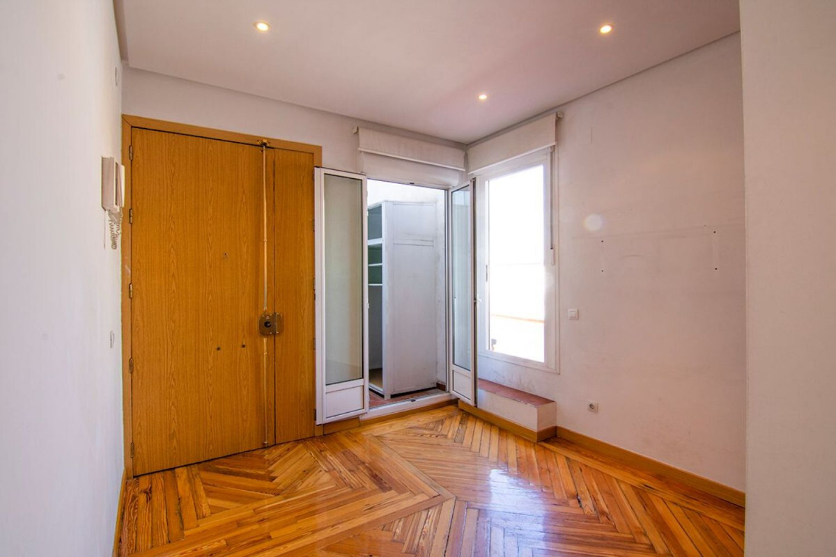 6-8-4 Ático en alquiler en Concepción Jerónima 35, Madrid