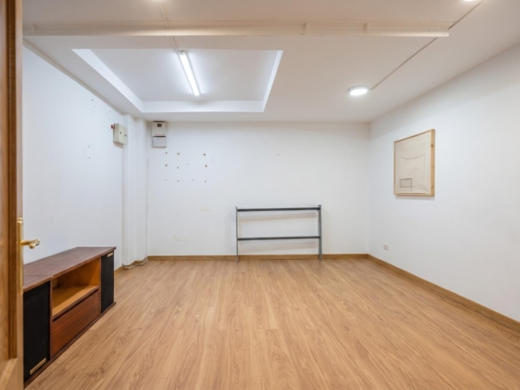 ^**^ESPECTACULAR LOCAL COMERCIAL DE 250 M² EN PLENO CENTRO DE TORRELODONES – ALTA RENTABILIDAD^**^