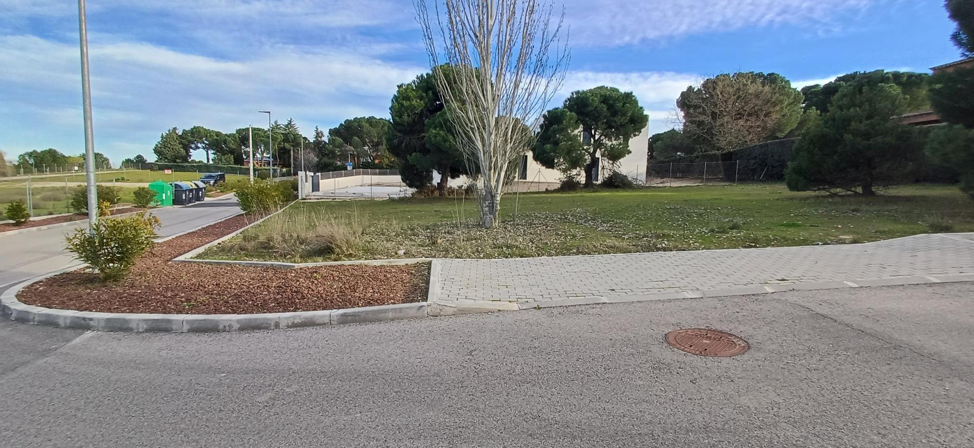 9-6-1 Parcela con Anteproyecto para vivienda Unifamiliar