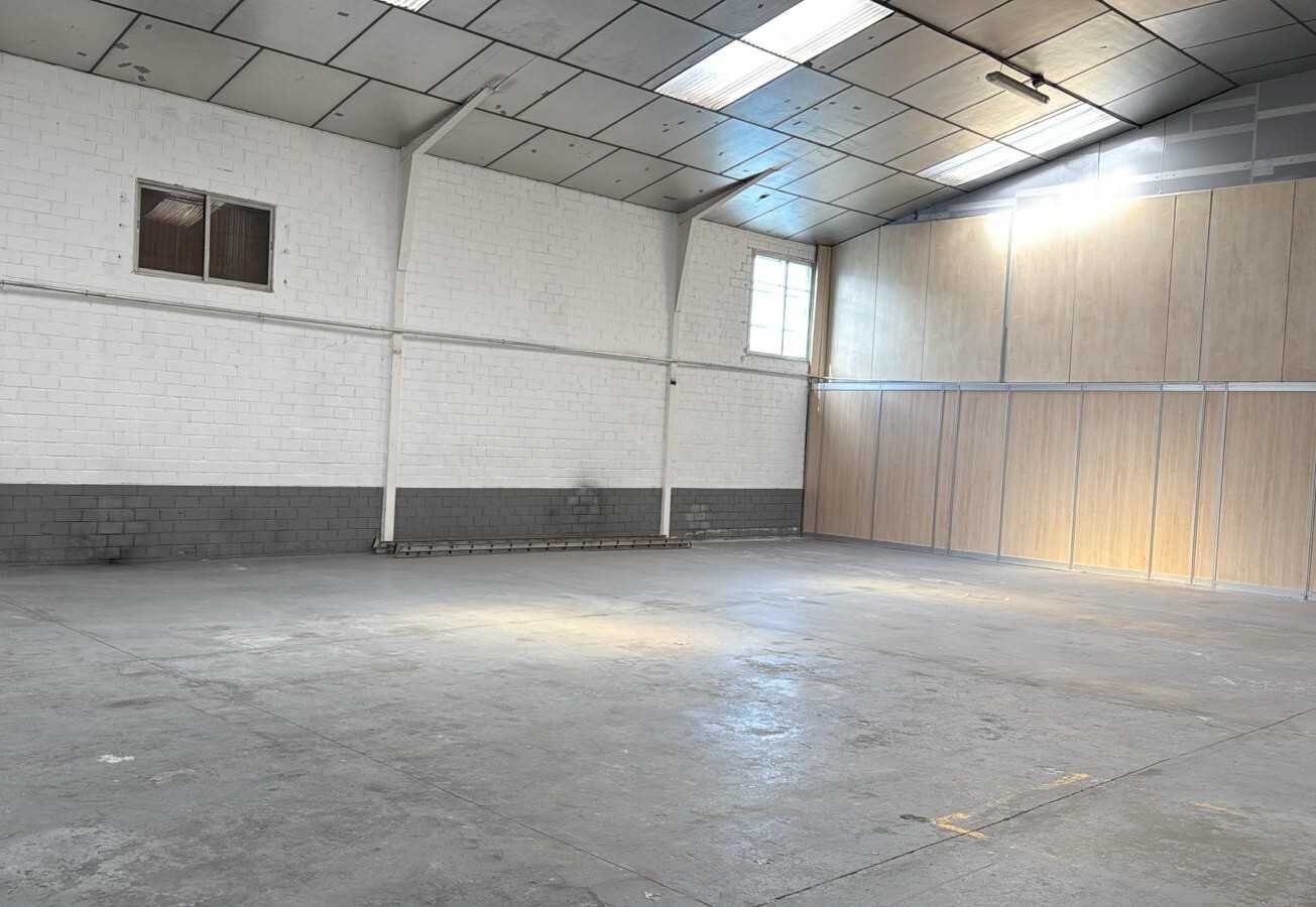 Nave en Calle Franklin, Daganzo