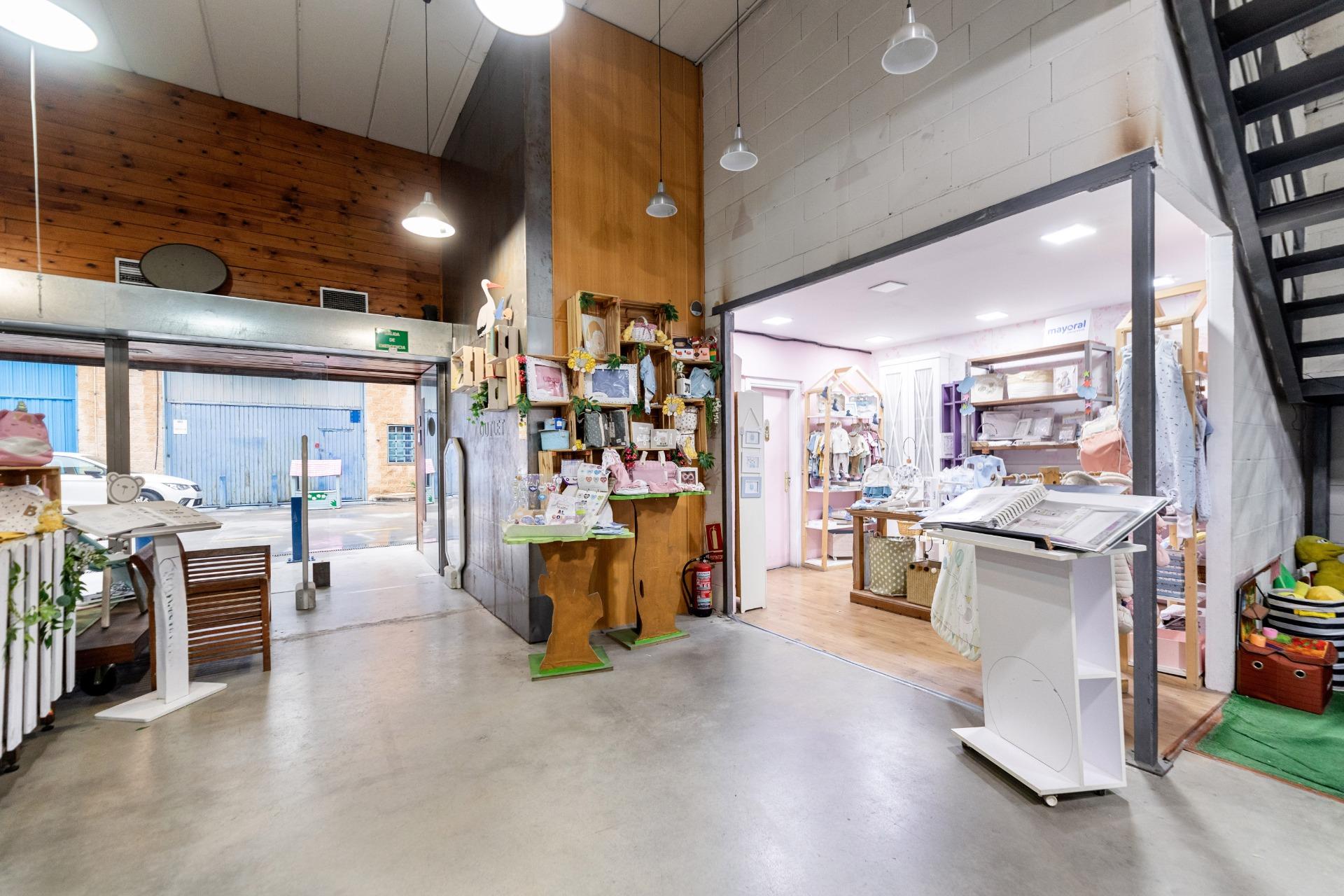 Esplendida Nave de 350m2 en San Sebastián de los Reyes