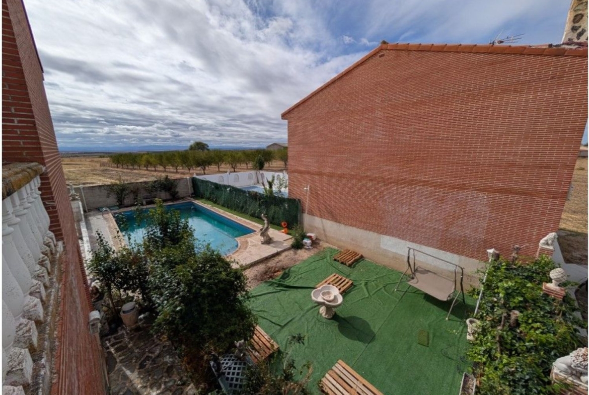 1170