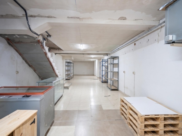 ^**^ESPECTACULAR LOCAL COMERCIAL DE 250 M² EN PLENO CENTRO DE TORRELODONES – ALTA RENTABILIDAD^**^