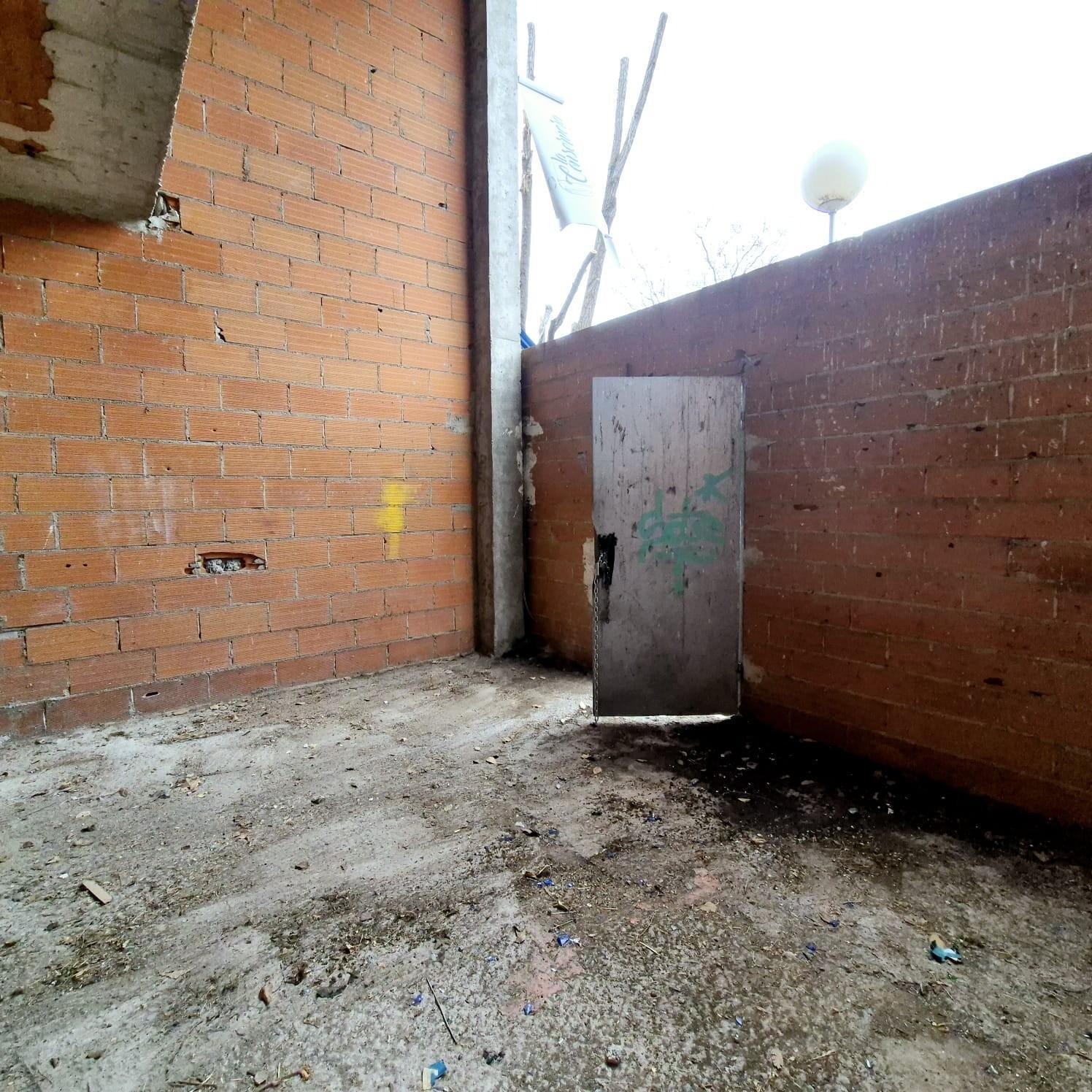 VENTA DE LOCAL CON GRANDES POSIBILIDADES EN RIVAS FUTURA