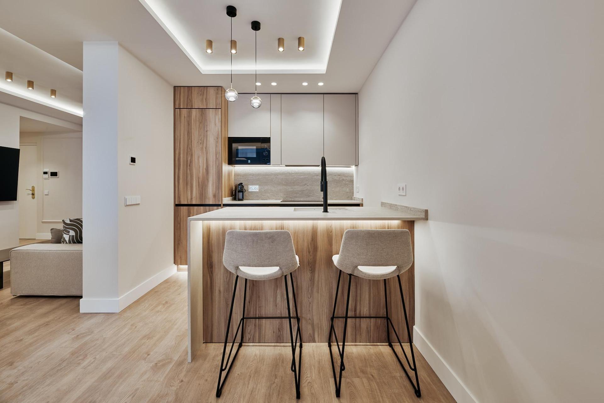 2-14 PISO EN DON RAMON DE LA CRUZ, UNA 3º PLANTA CON DOS TERRAZAS, PORTERIA. 150 MTS CON 3 HABITACIONES DOBLES Y 2 BAÑOS.