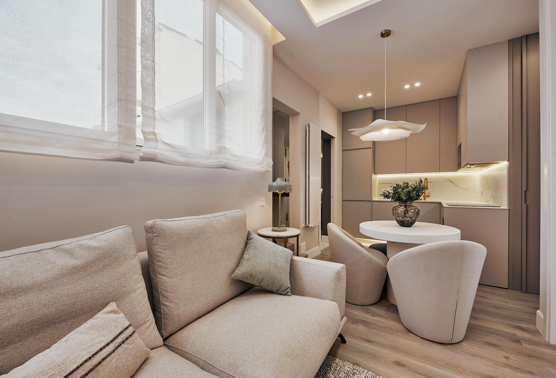 PISO EN DON RAMON DE LA CRUZ , CON MUCHA LUZ, 7º PLANTA CON 2 HABITACIONES Y 2 BAÑOS