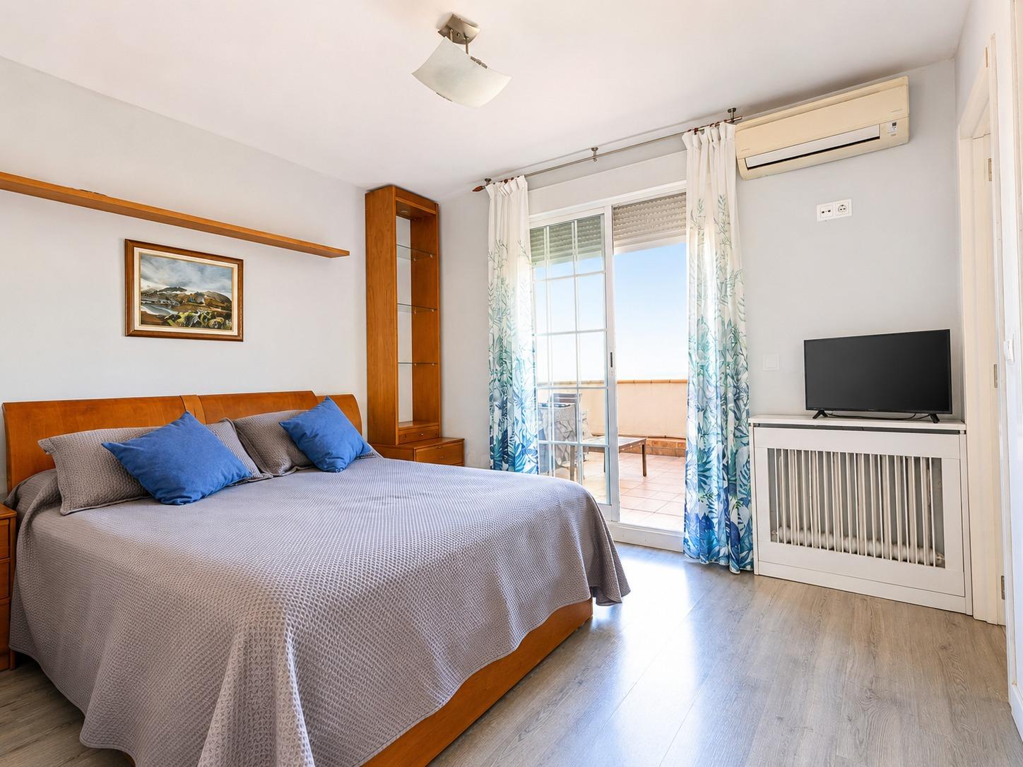 ÁTICO CON TERRAZA de 50m2