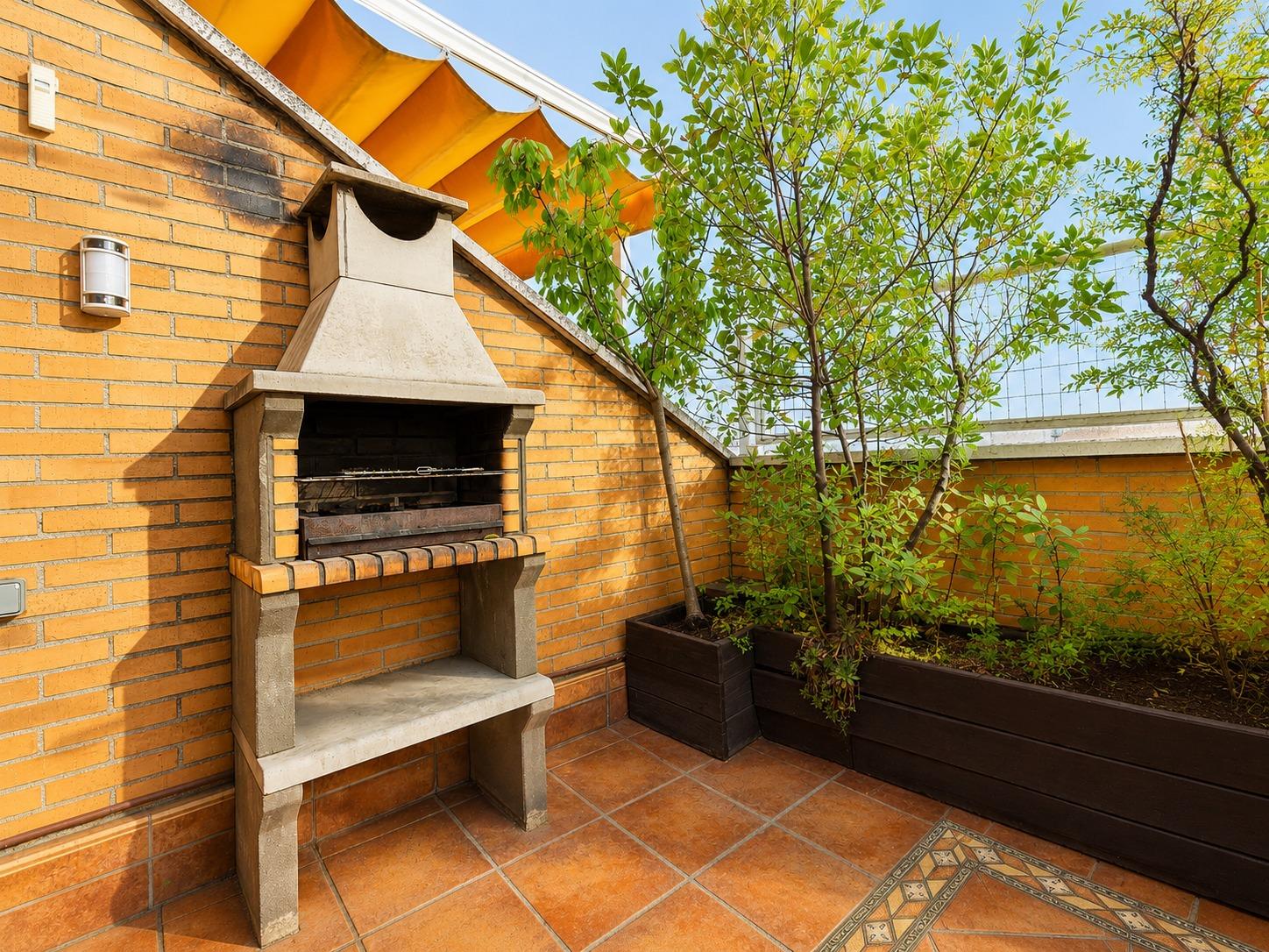 ÁTICO CON TERRAZA de 50m2