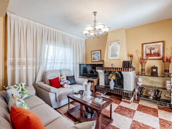 Chalet individual con piscina
