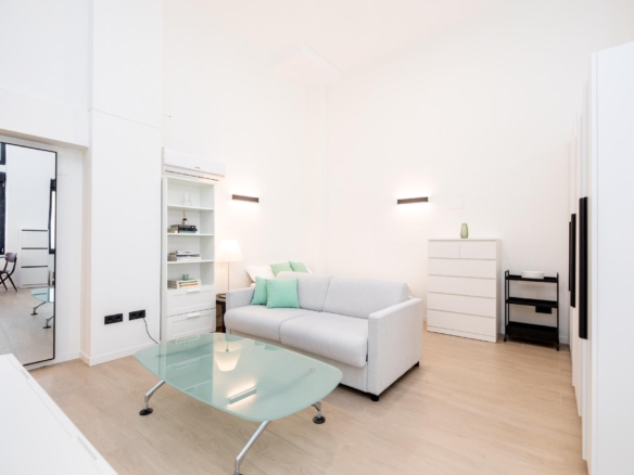 EXCLUSIVO LOFT/LOCAL AL LADO DEL PARQUE RETIRO: IDEAL para autónomos y empresas