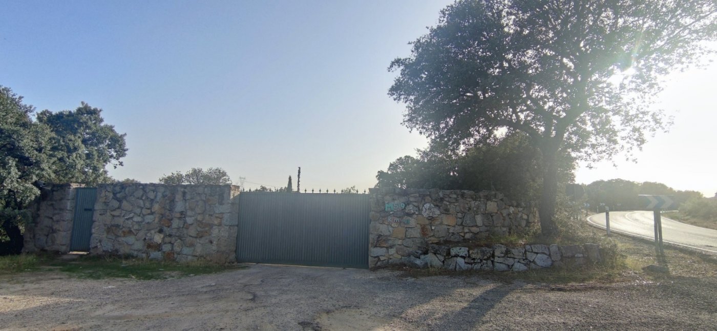 PRECIOSA FINCA RÚSTICA CERCANA AL CASCO DE GALAPAGAR