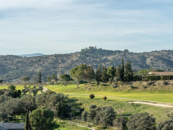 ^**^IMPRESIONANTE CHALET DE 1000 M2 EN LA EXCLUSIVA URBANIZACIÓN EL GOLF DE LAS ROZAS^**^ Team Javie