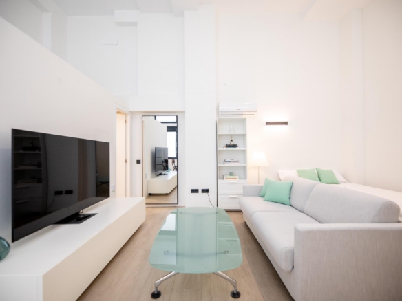 EXCLUSIVO LOFT/LOCAL AL LADO DEL PARQUE RETIRO: IDEAL para autónomos y empresas