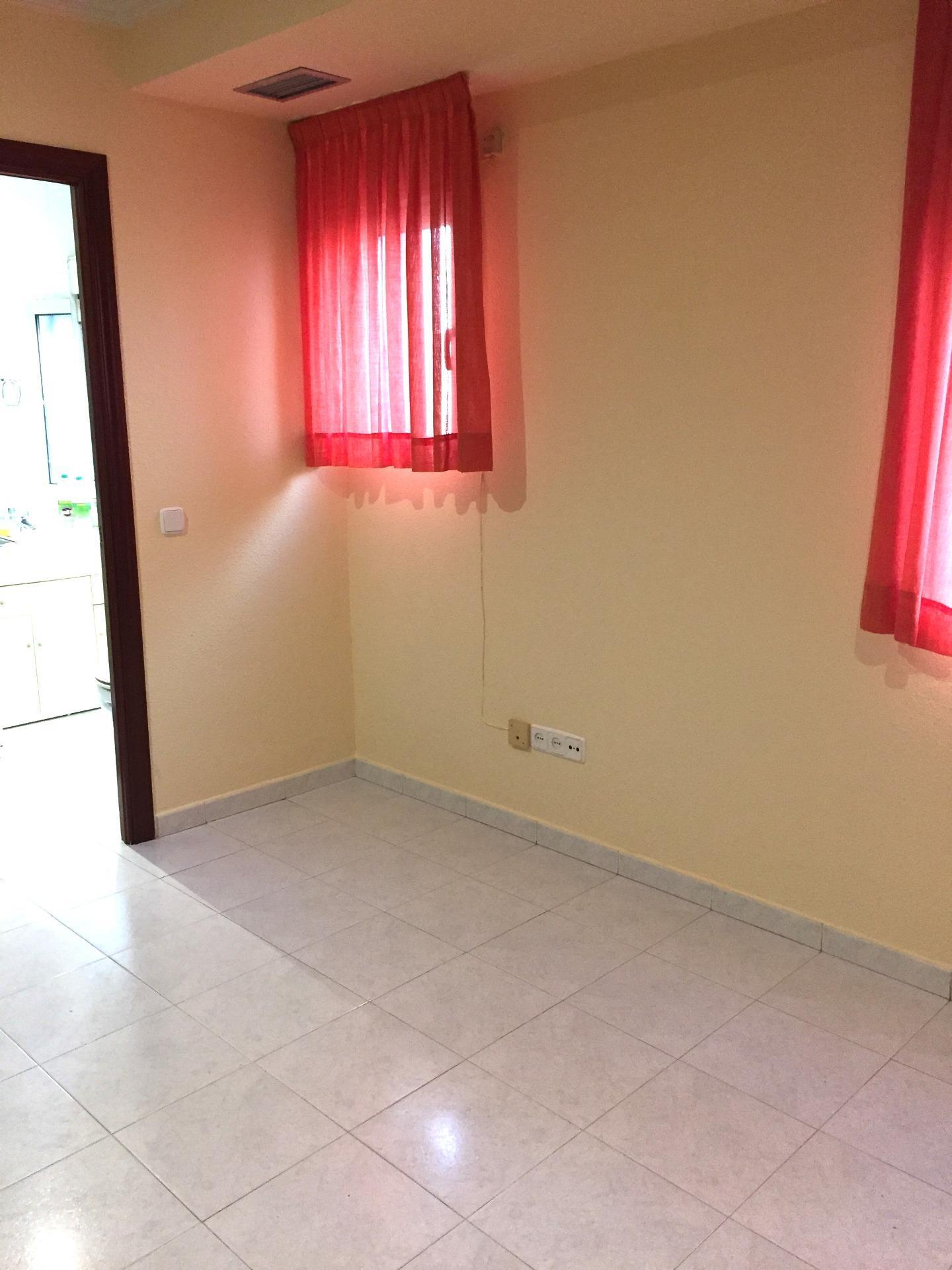 TRES VIVIENDAS EN VENTA