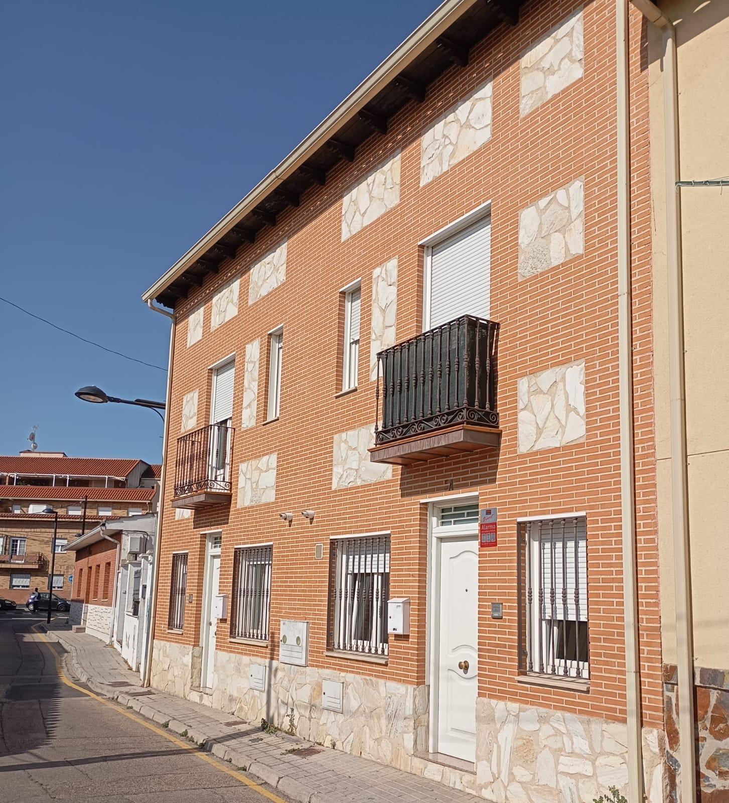 EL CHALET QUE YA NO SE CONSTRUYE: 5 NIVELES, ESPACIOS INFINITOS Y UN HOGAR DEL QUE NO QUERRÁS SALIR.