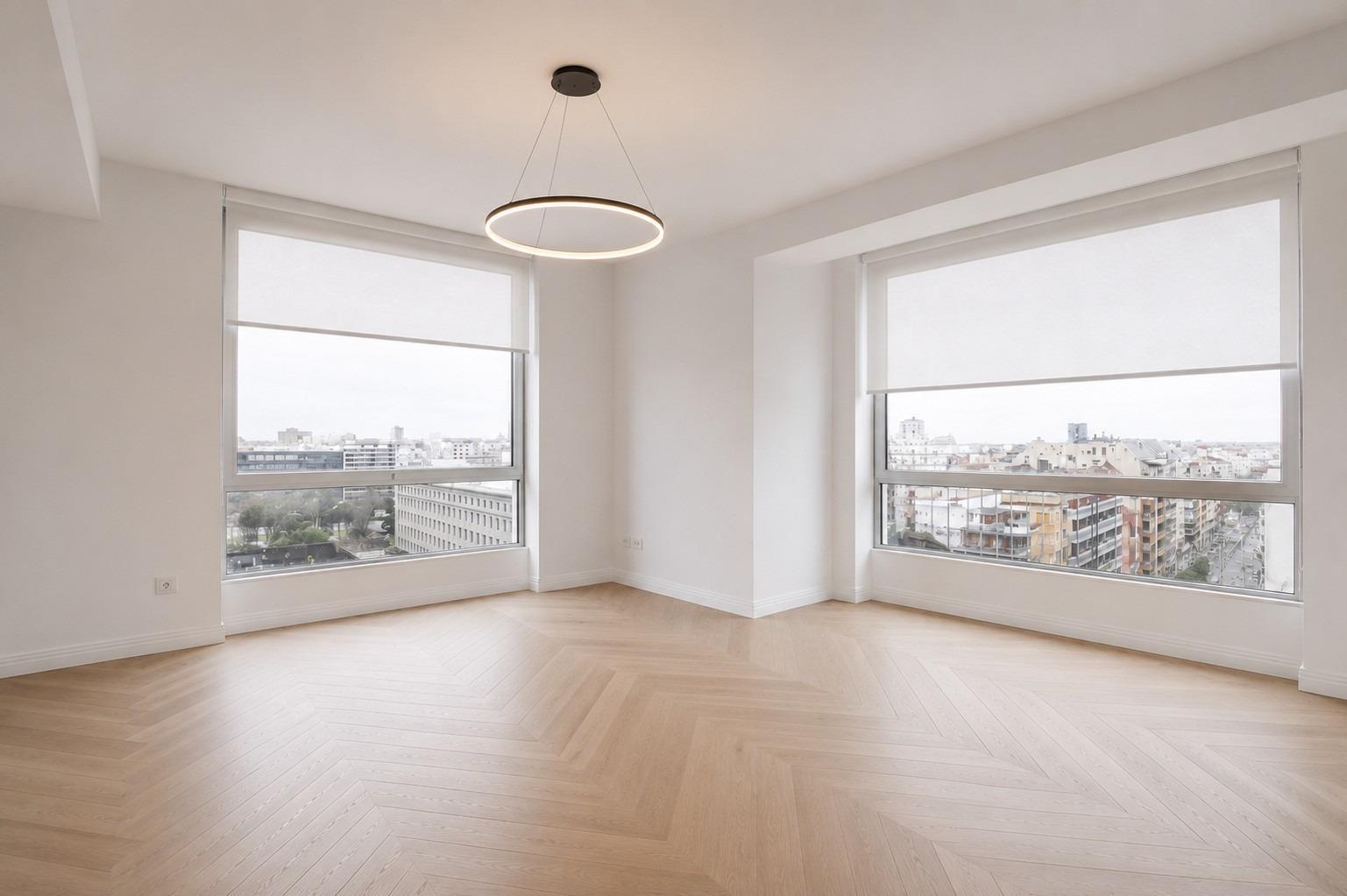 ^**^EXCLUSIVA VIVIENDA DE LUJO COMPLETAMENTE REFORMADA EN LA CASTELLANA^**^