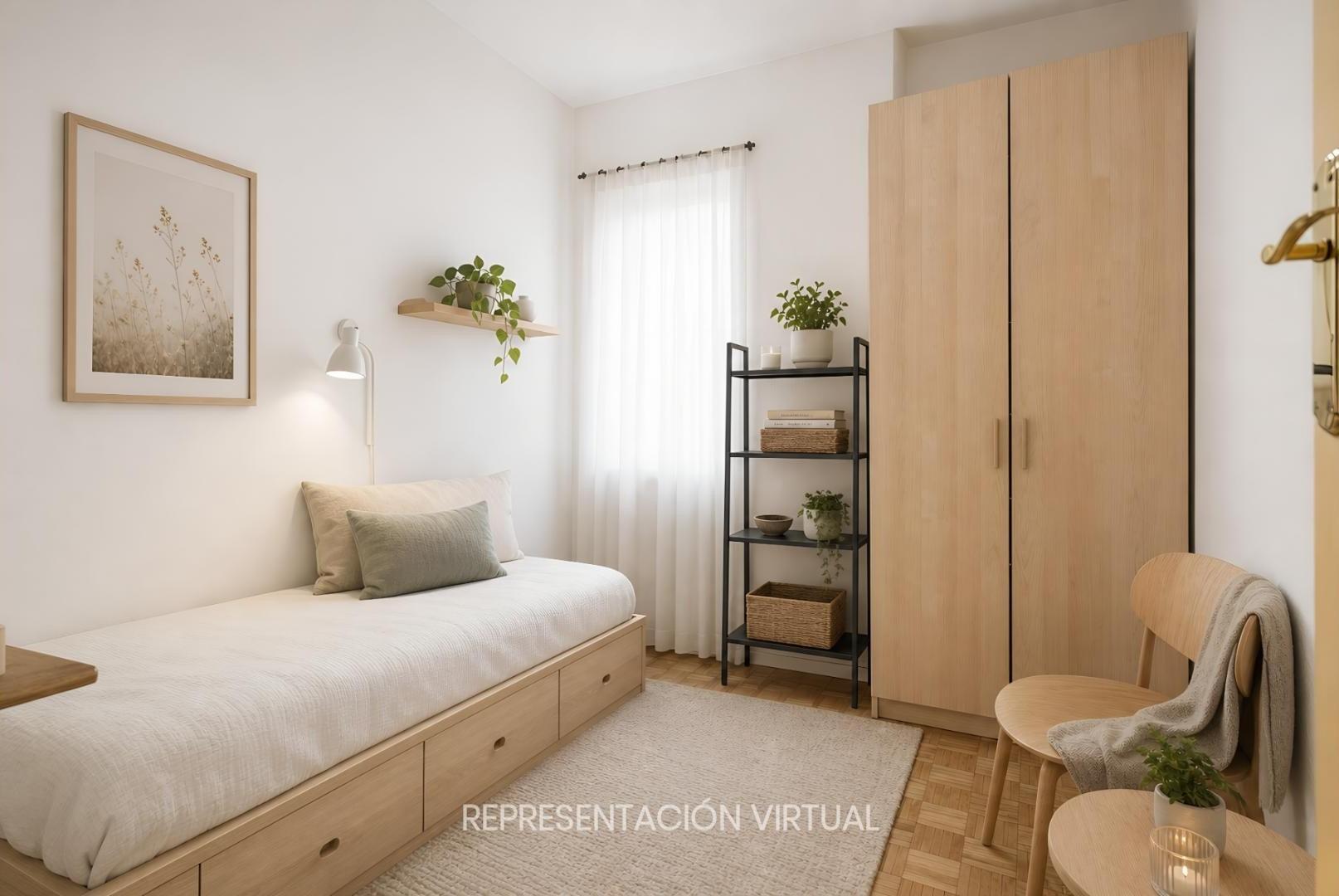 ^**^PISO DE 5 HABITACIONES A 2 MINUTOS DE MONCLOA – IDEAL INVERSIÓN UNIVERSITARIA^**^