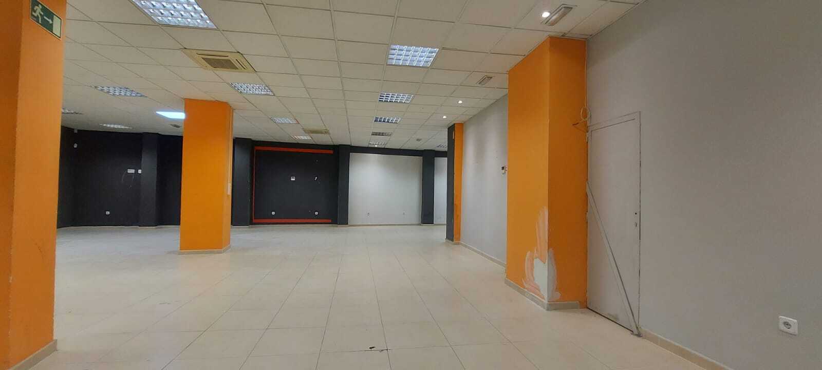 Local comercial en Madrid (Madrid)