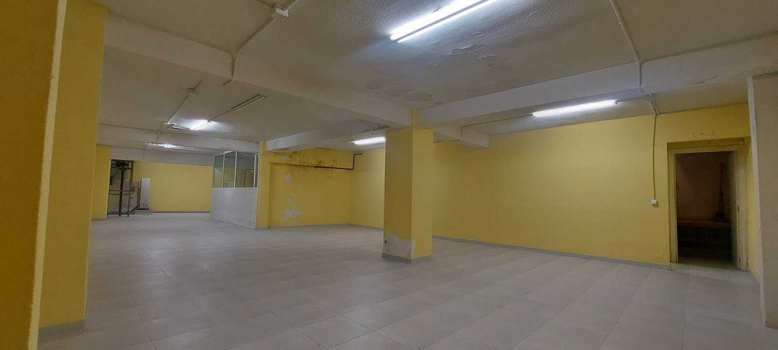 Local comercial en Madrid (Madrid)