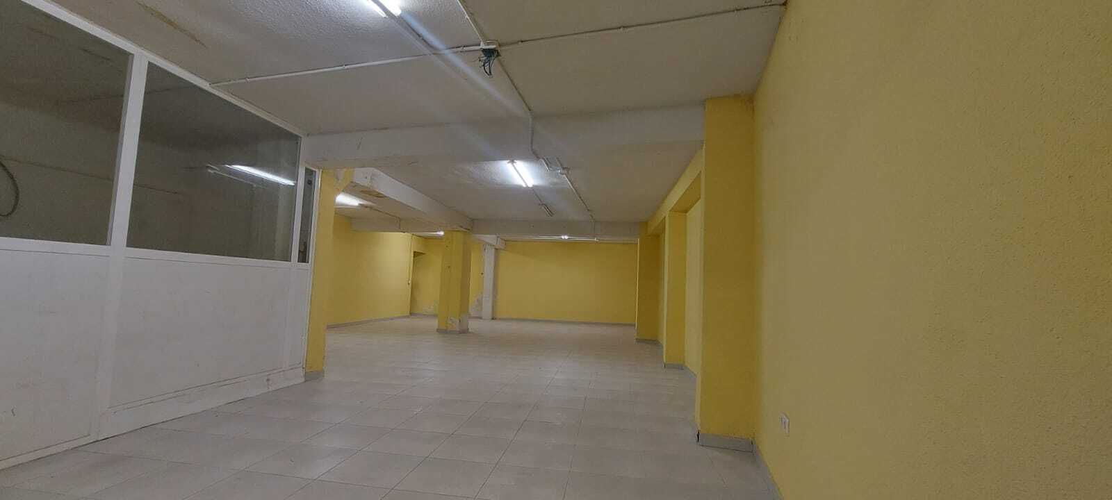 Local comercial en Madrid (Madrid)