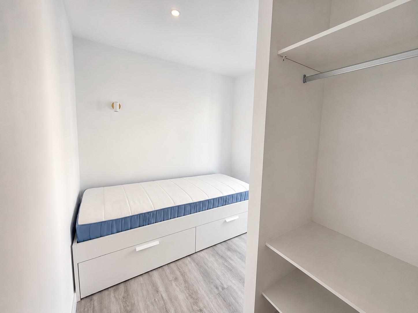Habitación en alquiler en calle de Villacarlos 3, Madrid