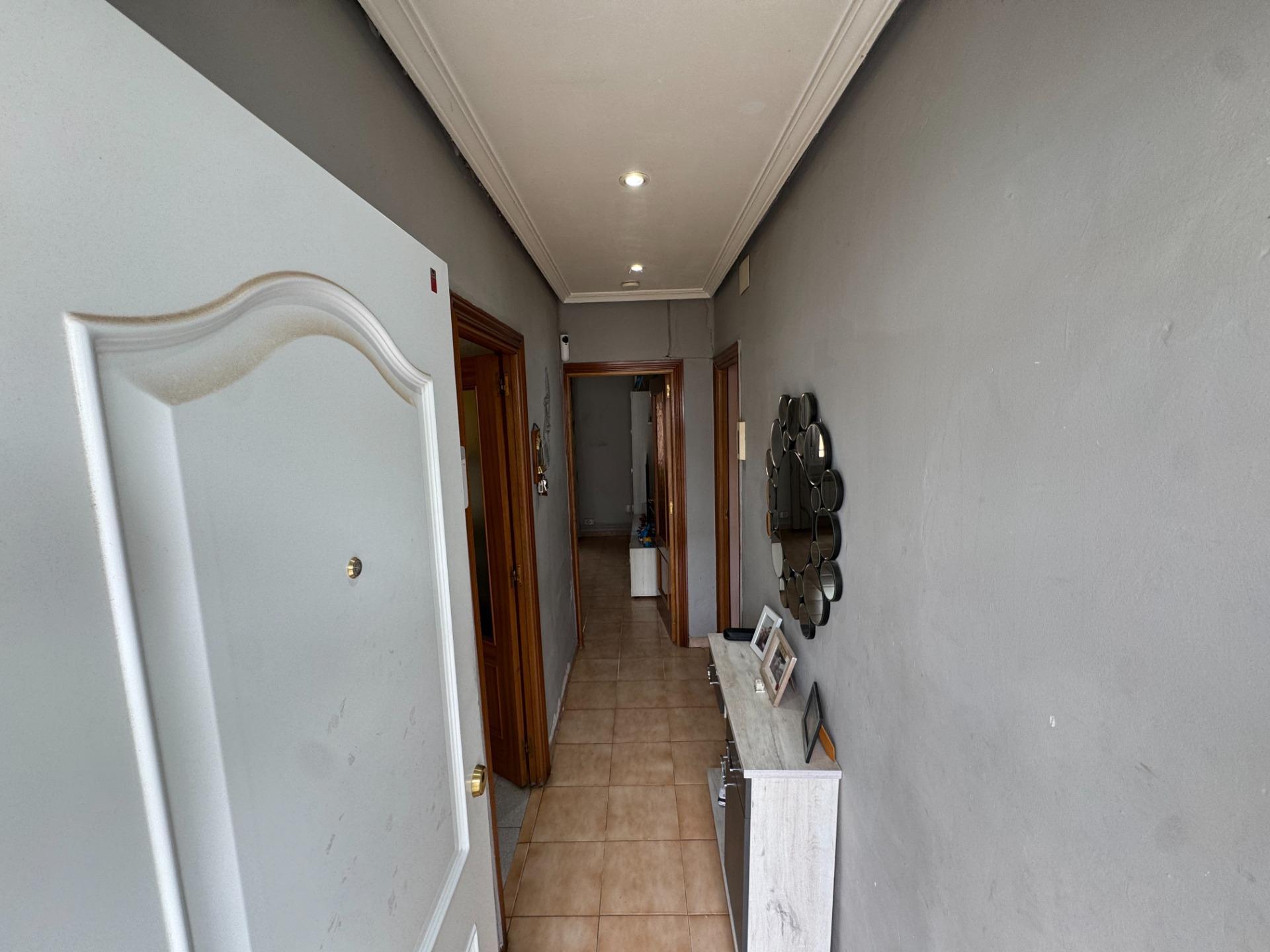 Vivienda con 3 dormitorios y espacios adicionales para crecer