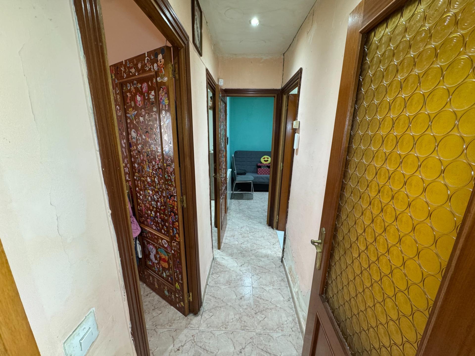 Vivienda con 3 dormitorios y espacios adicionales para crecer
