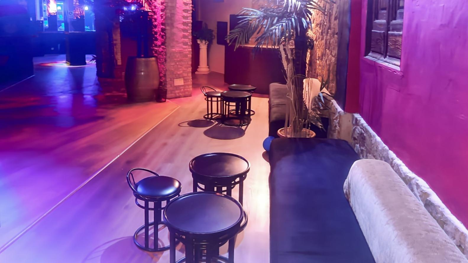 LOCAL RESTAURANTE Y SALA EVENTOS