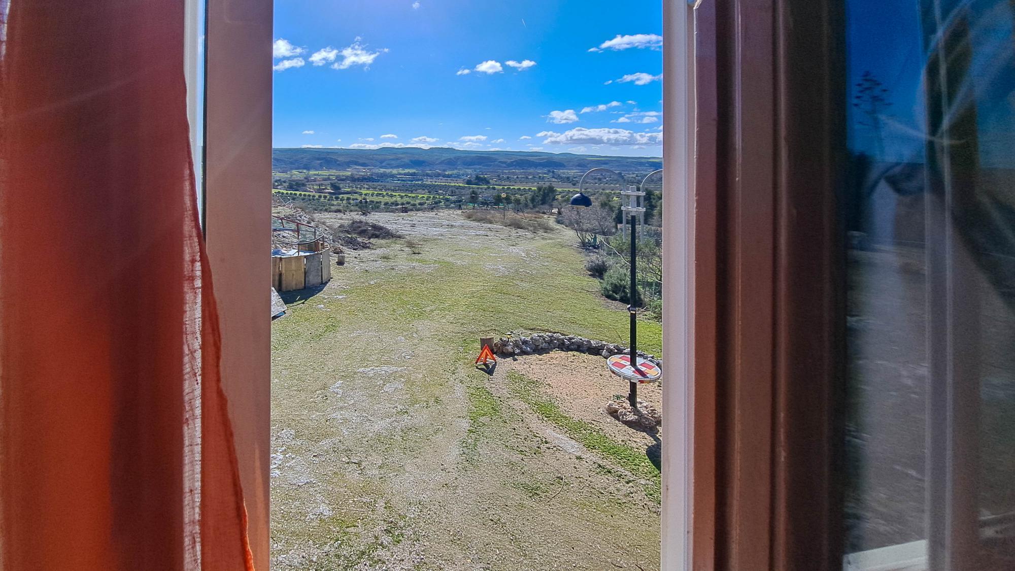 Chalet independiente en Finca de 28.000m²