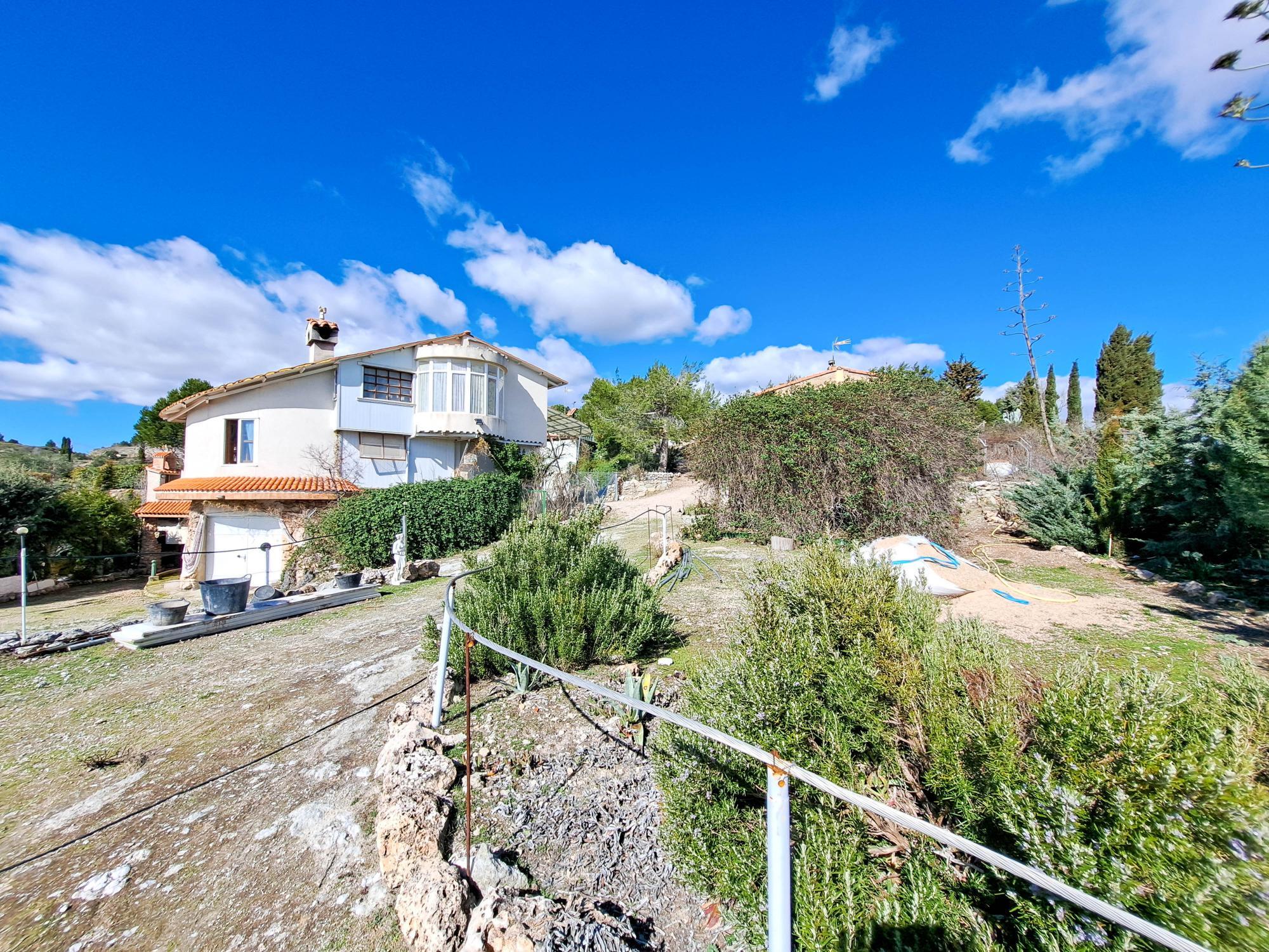 Chalet independiente en Finca de 28.000m²