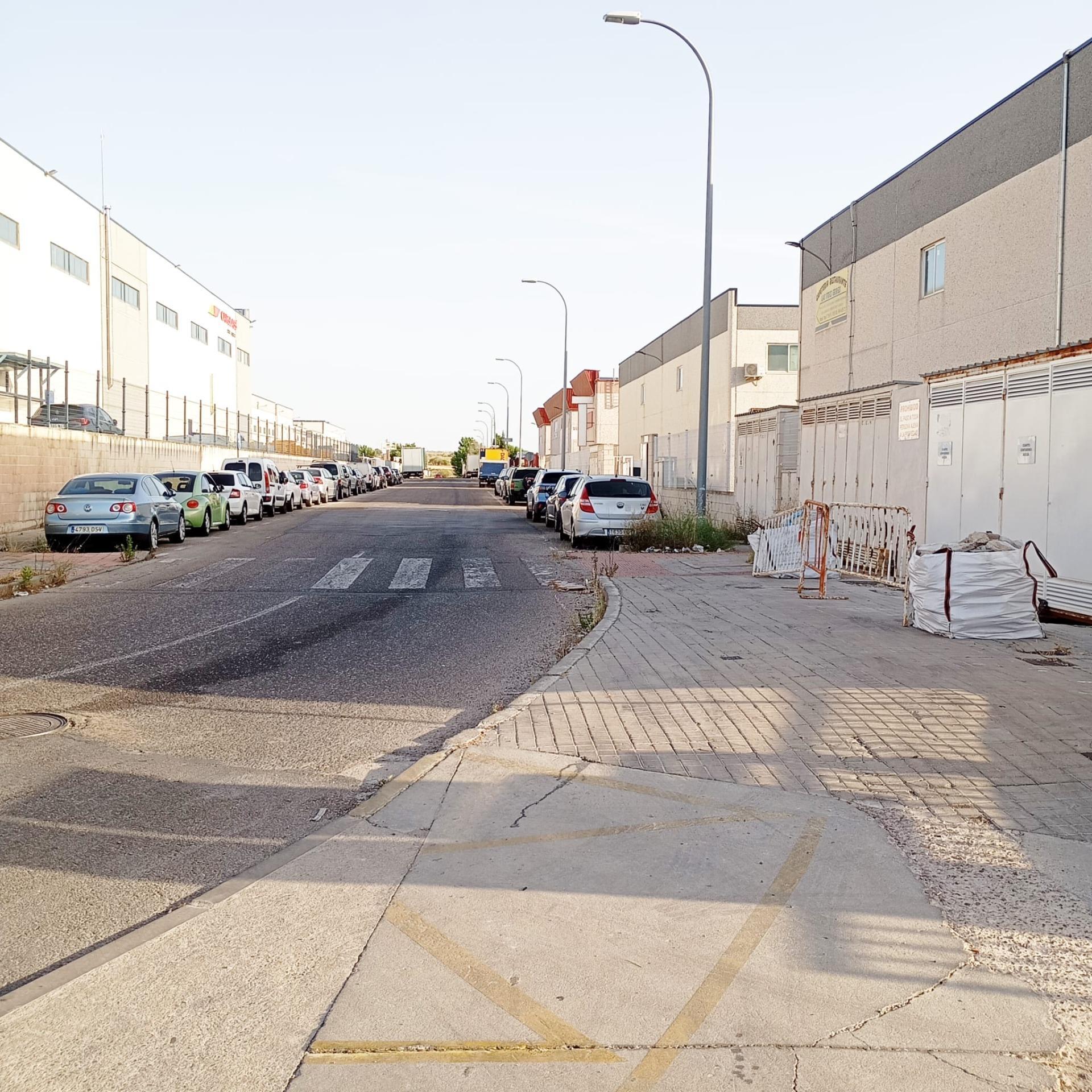 EN VENTA O ARRENDAMIENTO: Nave – Laboratorio con Certificación AEMPS en Madrid
