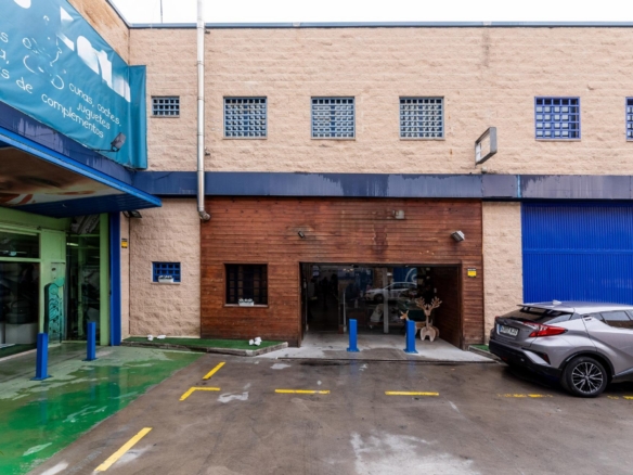 Esplendida Nave de 350m2 en San Sebastián de los Reyes