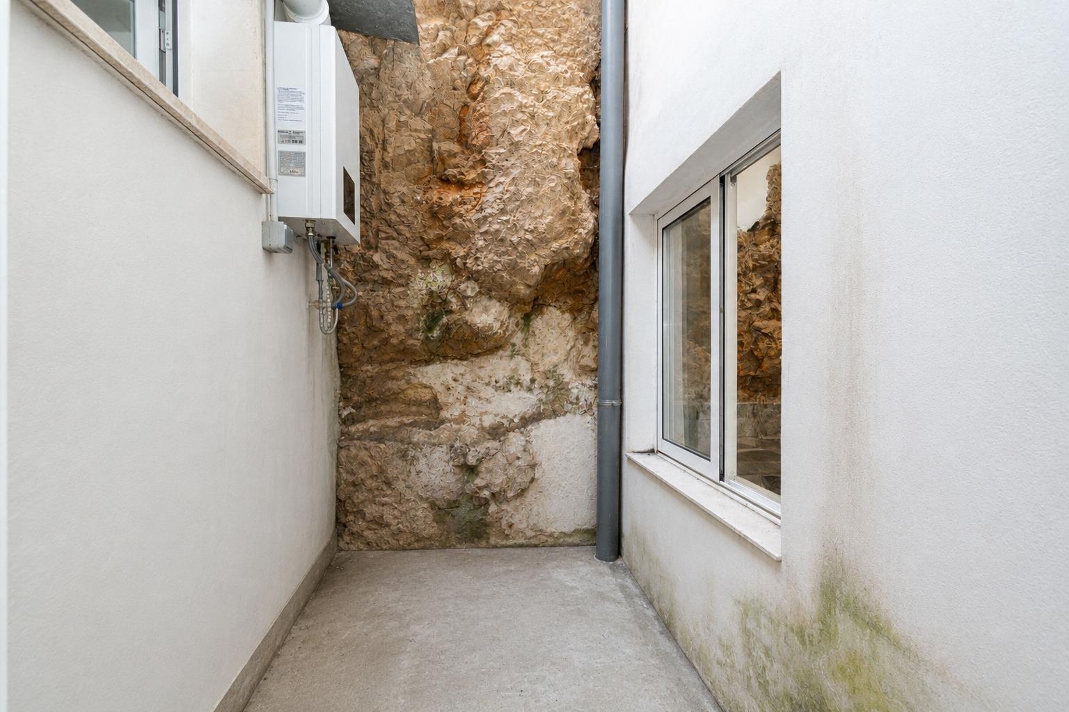 Casa de pueblo de tres plantas para reformar en el centro histórico de Felanitx