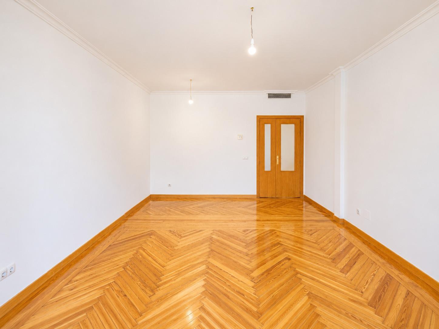 12-8-6 Ático en alquiler en Concepción Jerónima 35, Madrid