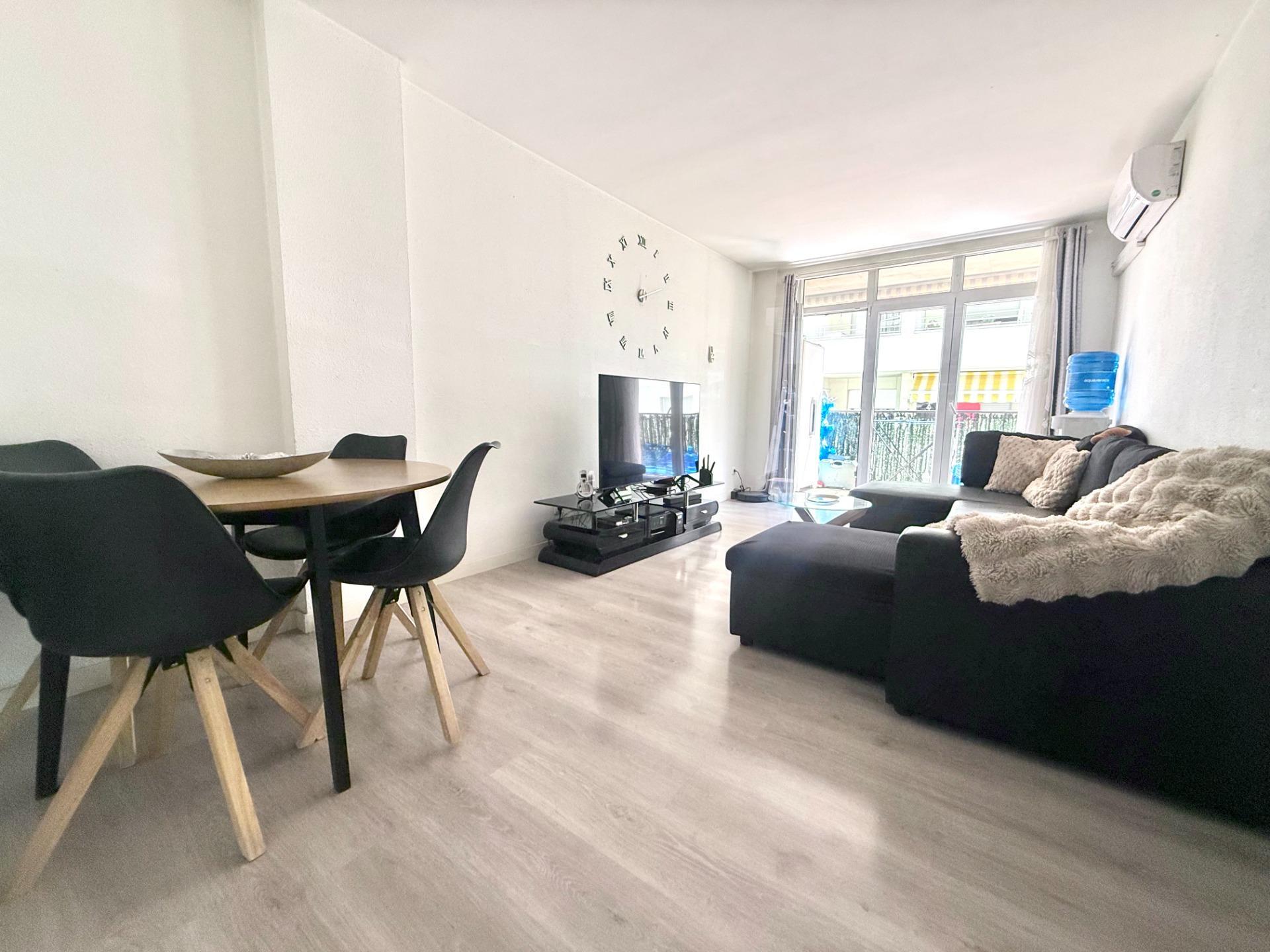 Figueres | Luminoso piso de 3 habitaciones en L’Eixample, listo para entrar a vivir