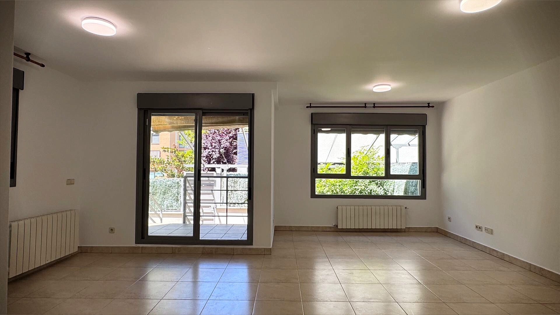 🏡✨ Vive el alquiler de lujo en esta urbanización privada – ALQUILER DE TEMPORADA.