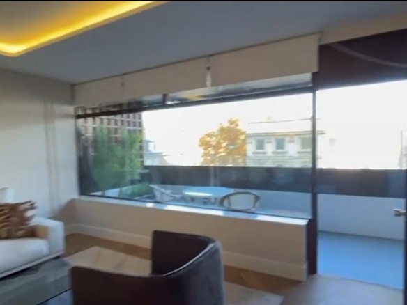 Piso en Maria de Molina con terraza, vistas al Instituto de empresa de 162 mt2.