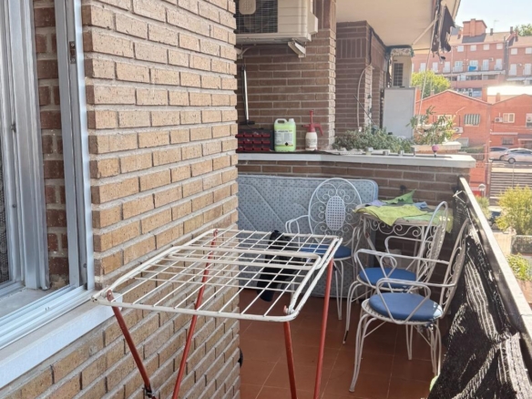 ESPECTACULAR PISO CON PISCINA Y TRASTERO