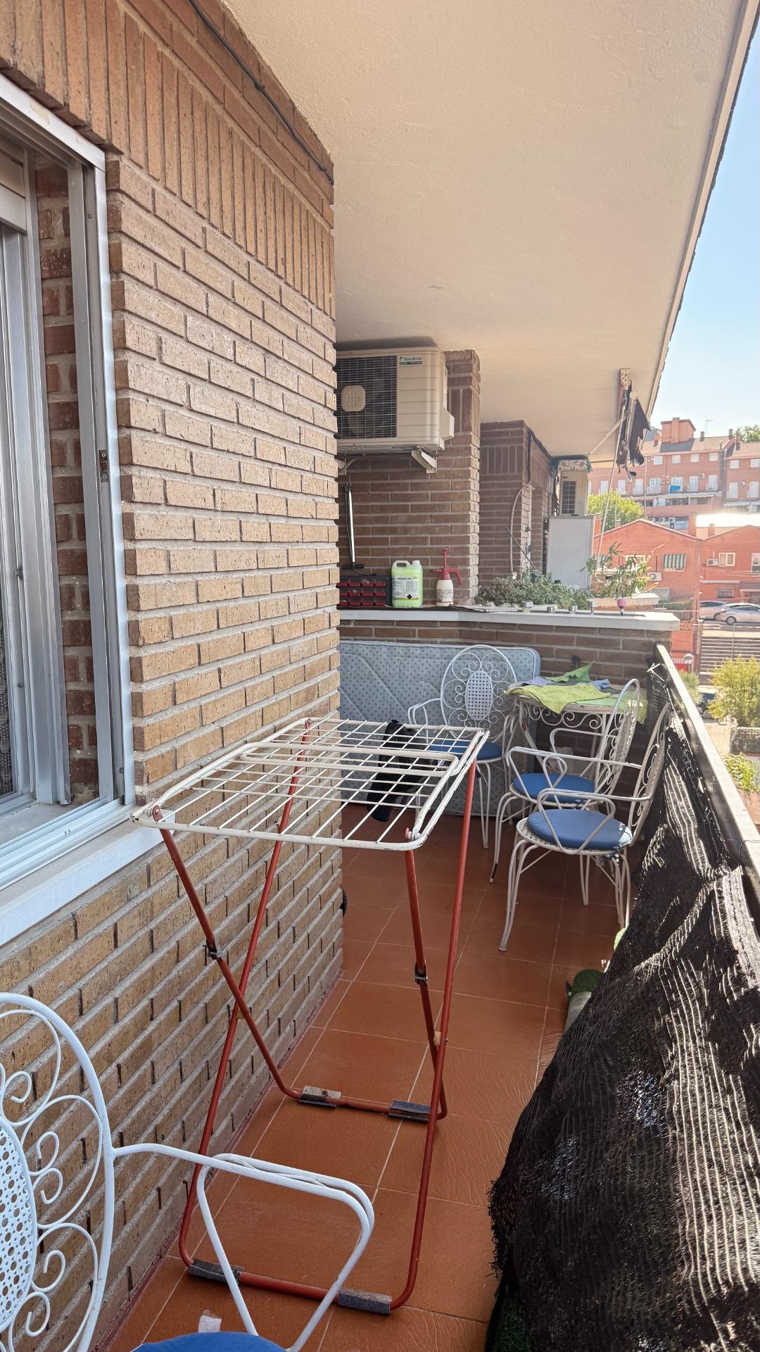 ESPECTACULAR PISO CON PISCINA Y TRASTERO