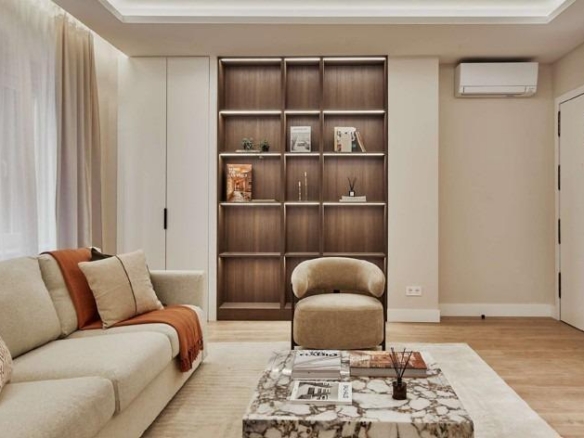 PISO  EN  DUQUE  DE  SESTO DE  145 M2  CON  3 HAB , 3 BAÑOS Y  5 VENTANALES AL EXTERIOR